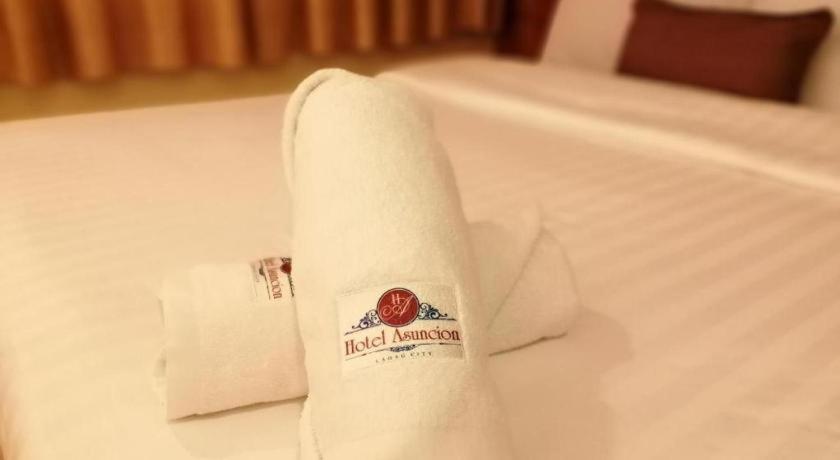 Hotel Asuncion Laoag Esterno foto