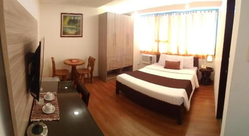 Hotel Asuncion Laoag Esterno foto
